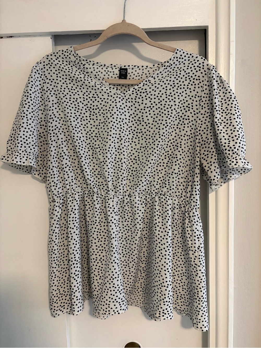 SHEIN White Peplum Top with Black Heart Dot Print
